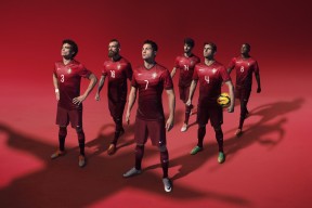 爱游戏平台-穆雷关键节点掌控节奏，阿森纳多点开花客场取胜—体坛双线捷报频传